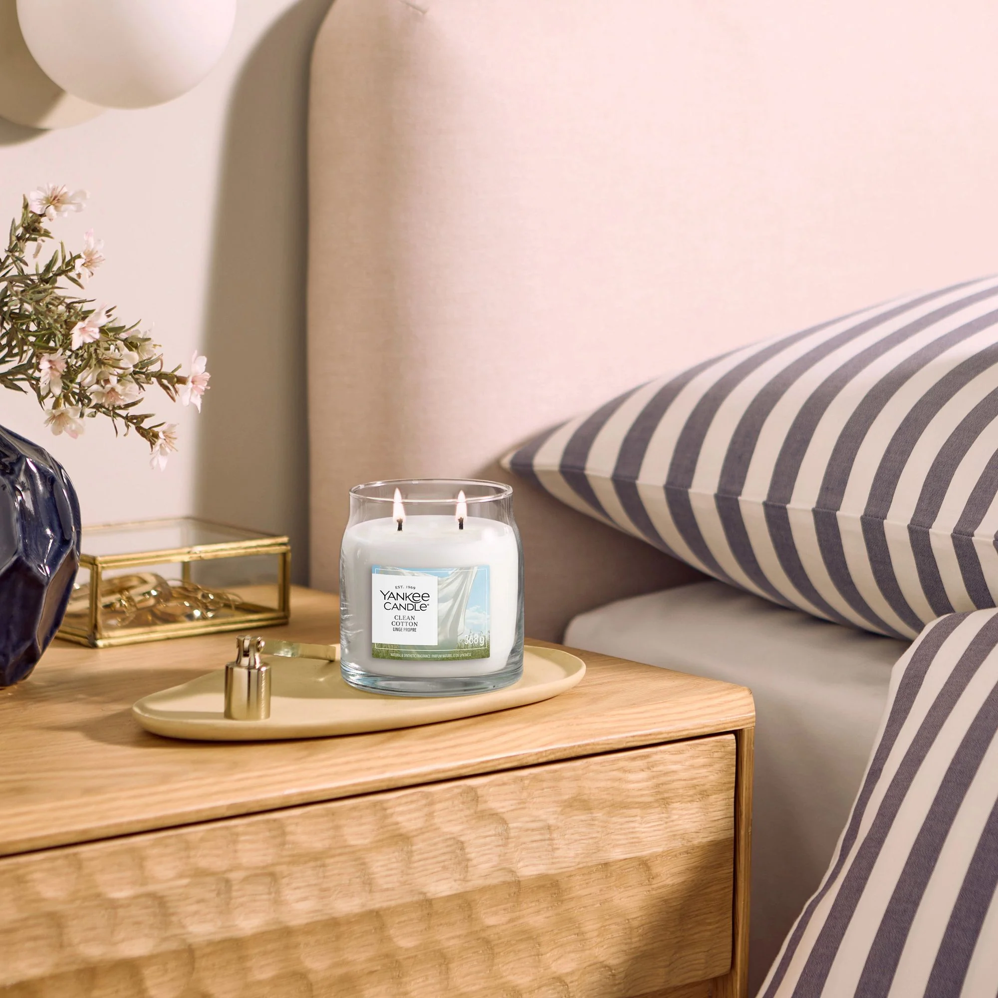 Clean Cotton Signature Medium Jar by Yankee Candle - Image 5