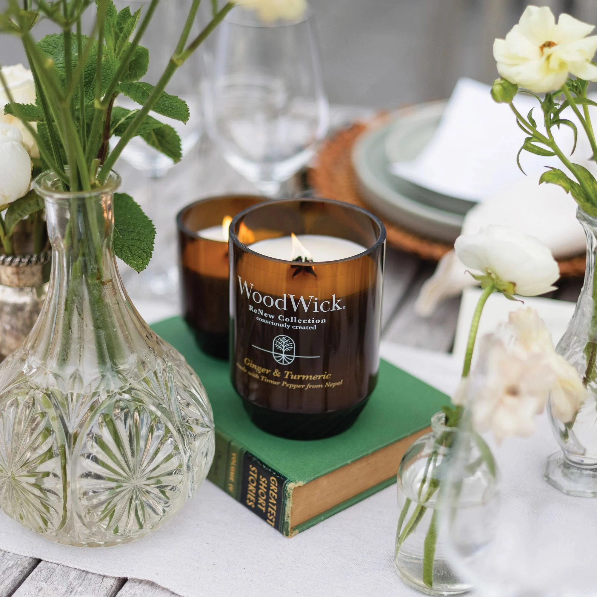 Ginger & Turmeric Renew Large Candle by WoodWick - Image 2