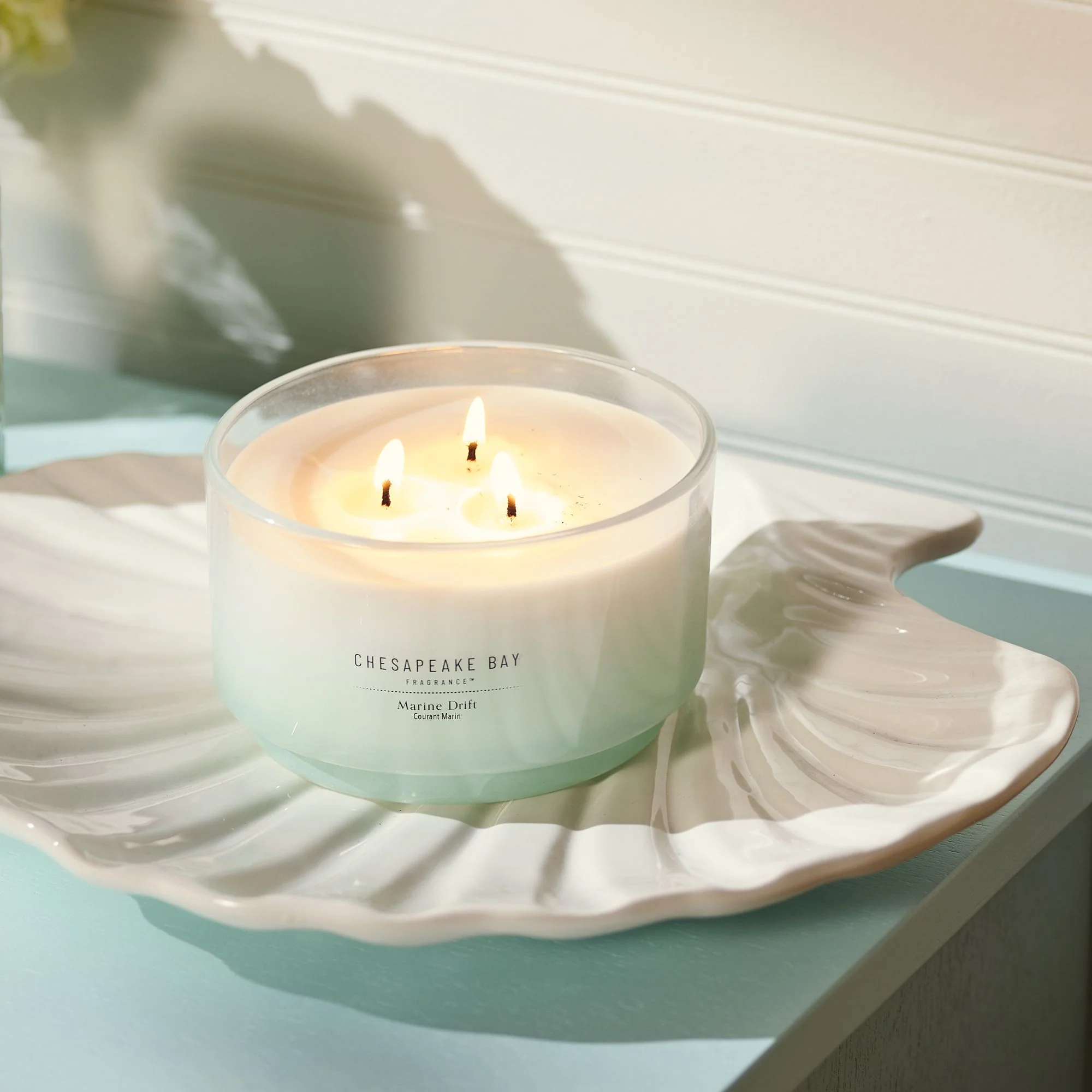 Marine Drift 3 Wick Candle by Chesapeake Bay - Image 2