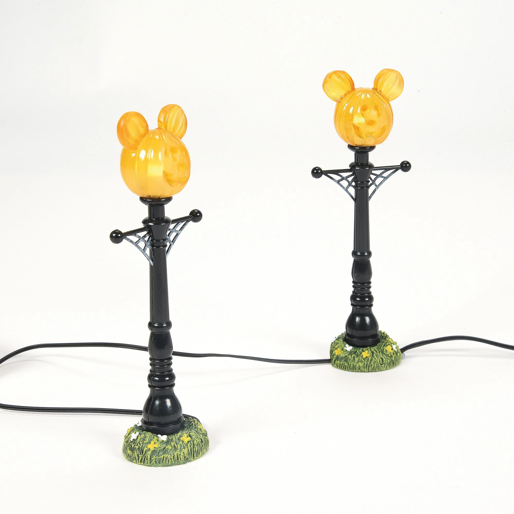 Mickey Mouse's Pumpkintown Street Lights - Disney Village by D56 - Image 2