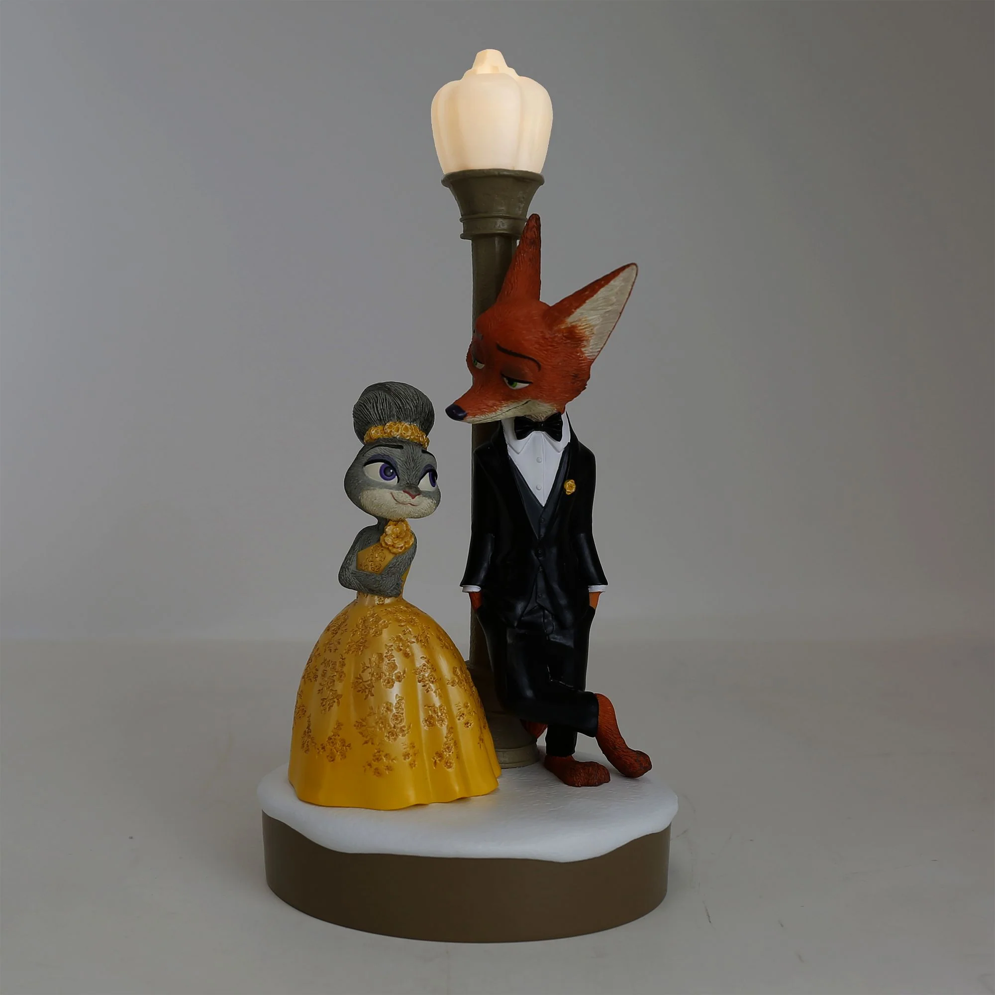 Nick & Judy Light Up Figurine by Disney Showcase - Image 6